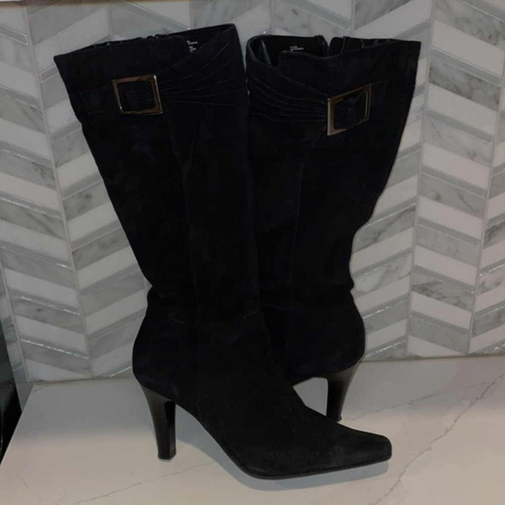 White Mountain Celebration Black Suede Tall Heeled Boots‎ Buckle Women’s Size 8
